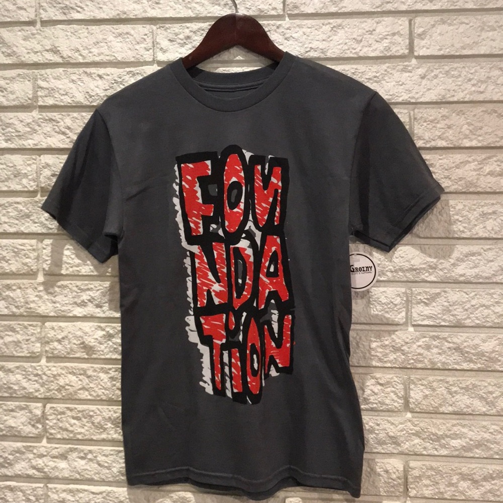 NEW FOUNDATION Men’s Gray Skate Tee